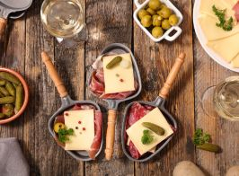 Quel vin accompagnera parfaitement votre raclette ?