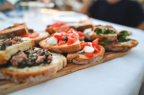 Apéritif : que boire avec des amuse-bouches ?