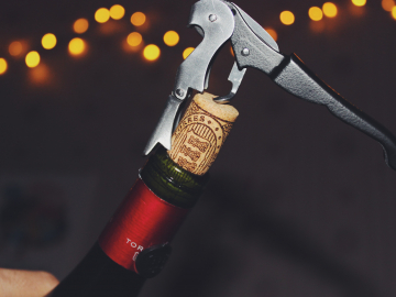 Ouvrir une bouteille sans tire-bouchon